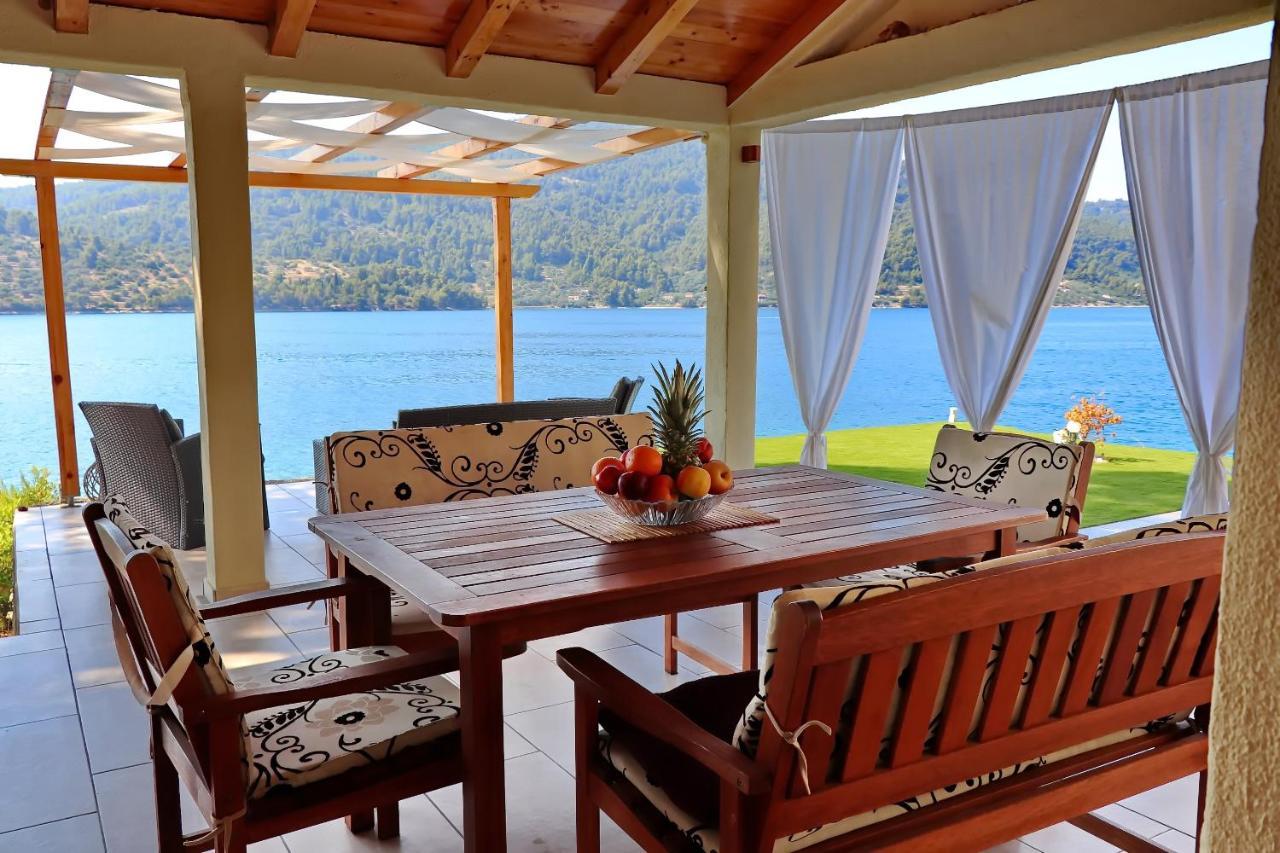 Holiday Home Bili Zal Vela Luka Rom bilde